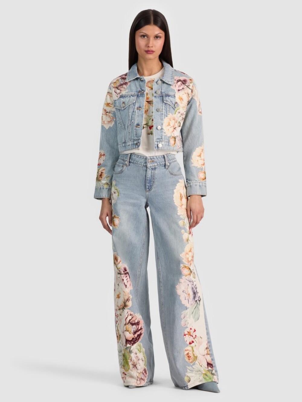 Alice + Olivia CHLOE EMBROIDERED DENIM JACKET - Picture 2 of 14